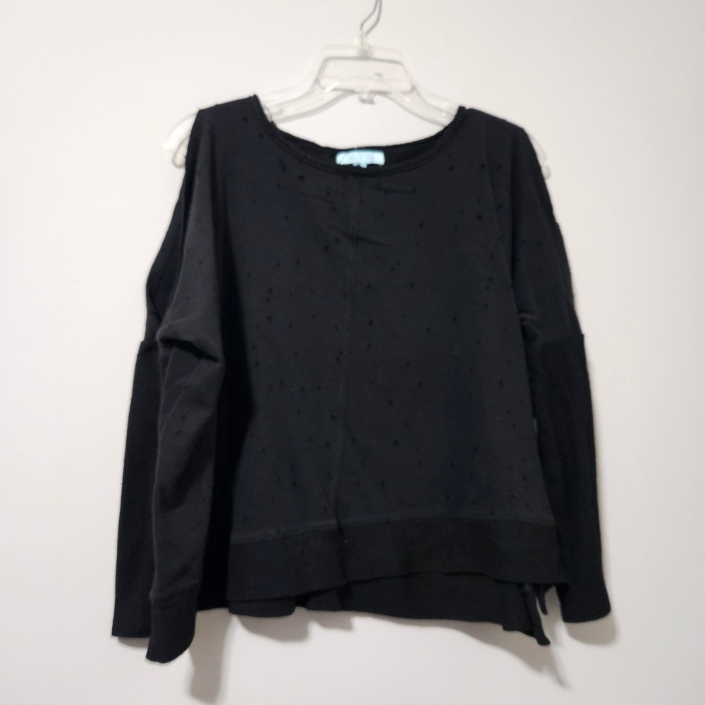 She + Sky Black Distressed Perforated‎ Sweatshirt Womens Medium SL3521 Edgey Top